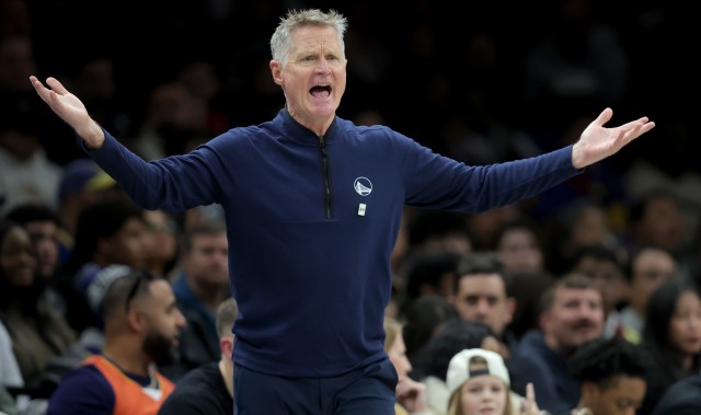 世界杯app下载入口-没靠谱得分手可用！勇士单场得到83分 创本赛季单场新低