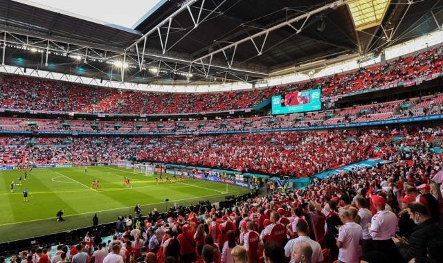 世界杯app下载入口-【现场手记】残酷的狂欢，温布利足球回家！